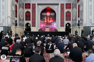 اجتماع دلدادگان اربعین در حرم مطهر رضوی