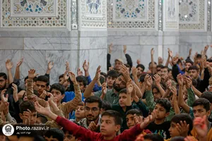 تشرف جمعی از بسیجیان شهرستان جهرم به حرم مطهر رضوی
