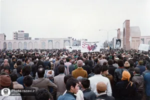 حرم مطهر رضوی؛ کانون انقلاب در مشهد-2