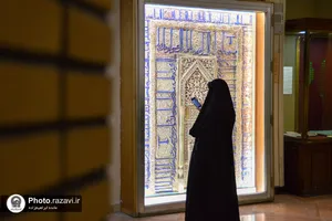 تشرف جمعی از بانوان سرپرست خانواده قمی به حرم مطهر رضوی