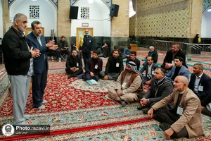 تشرف جمعی از موکب&zwnj;داران عراقی به حرم مطهر رضوی