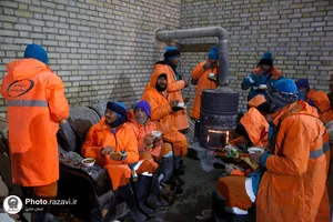 حضور خدام حرم مطهر رضوی در جمع نیروهای خدمت&zwnj;رسان شهر مشهد