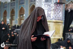 عزاداری زائران عرب&zwnj;زبان در حرم مطهر رضوی

