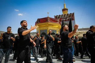 عزاداری روز اربعین حسینی در حرم مطهر رضوی
