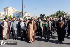 تشییع پیکر حاج سید رضا موید خراسانی در حرم مطهر رضوی