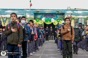 توزیع صبحانه در مدارس حاشیه شهر مشهد