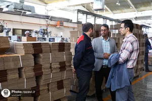 بازدید کارکنان آستان قدس از شرکت صنایع غذایی رضوی