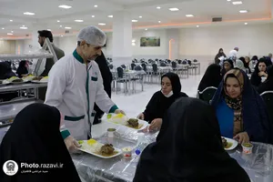 تشرف کاروان معلولان خراسان شمالی به حرم مطهر رضوی