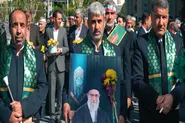 خادمان یگان صیانت، حرم امام رئوف را گلباران کردند