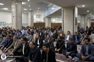 نشست صمیمی قائم&zwnj; مقام تولیت آستان قدس رضوی با کارکنان