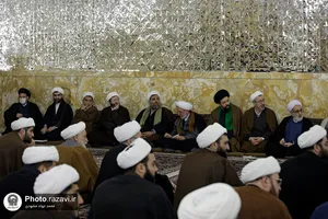 دیدار اعضاء مجمع خطبای حوزه علمیه خراسان با تولیت آستان قدس رضوی