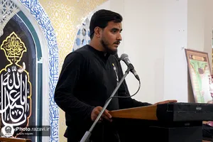 عزاداری زائران اردوزبان در حرم مطهر رضوی