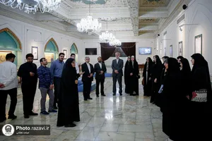 تشرف دانشجویان دانشکده روابط بین&zwnj;الملل وزارت امور خارجه به حرم مطهر رضوی