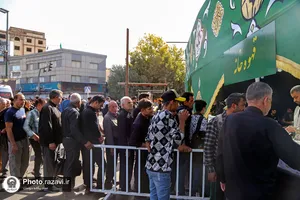 موکب خدمت رسانی جوانان رضوی در خیابان امام رضا علیه&zwnj;السلام