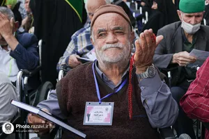 تشرف کاروان زیارتی معین الضعفا به حرم مطهر رضوی