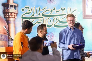 تشرف دانش&zwnj;آموزان مدارس استثنایی کشور به حرم مطهر رضوی-2