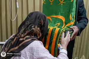 حضور خدام حرم مطهر رضوی در بیمارستان امام رضا علیه&zwnj;السلام 