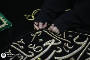 آماده سازی پوش ضریح مطهر رضوی به مناسبت ماه محرم