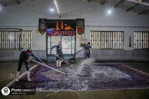 بازدید کارکنان حرم مطهر از شرکت فرش آستان قدس رضوی