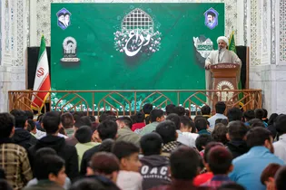 تشرف جمعی از بسیجیان شهرستان جهرم به حرم مطهر رضوی