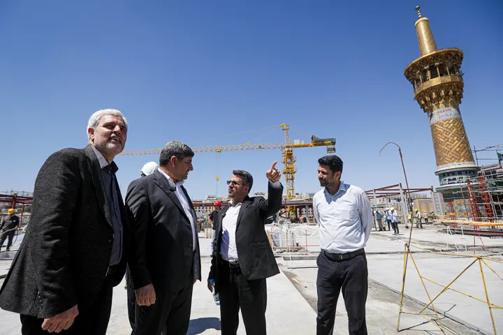 بازدید معاون فرهنگی اجتماعی معاون اول رئیس جمهور از فعالیت‌های عمرانی حرم مطهر رضوی