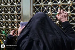 تشرف کاروان زیارتی معین الضعفا به حرم مطهر رضوی