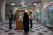 برپایی نمایشگاه‌های کتاب رحمت الفت و دانایی در مسیر وقف در کتابخانه رضوی