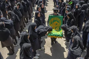 گلستان زیر سایه خورشید/ گزارش تصویری