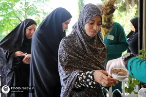 حضور خادمیاران هرمزگانی در چایخانه حضرت