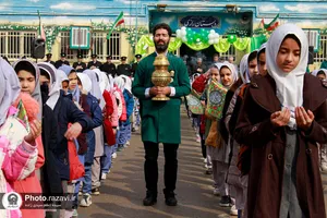 توزیع صبحانه در مدارس حاشیه شهر مشهد