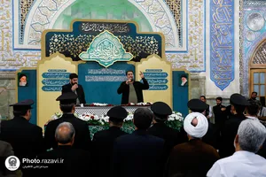 مراسم وداع با پیکر شهید نیلفروشان در حرم مطهر رضوی