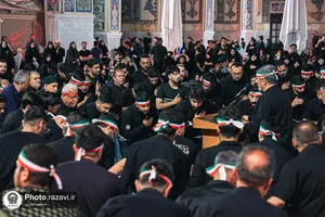 عزاداری سنتی شب دهم محرم در &laquo;حسینیه حرم&raquo;