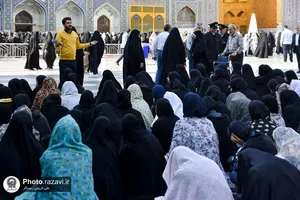 تشرف بانوان ورزشکار باشگاه سپاهان اصفهان به حرم مطهر رضوی
