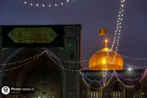 حال و هوای حرم مطهر رضوی در شب مبعث