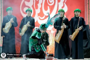 آیین ابوقربه، لیله العباس در حرم مطهر رضوی