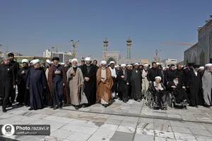 تشییع پیکر همسر آیت الله مرتضوی در حرم مطهر رضوی