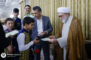 مراسم جشن عید ولادت پیامبر اکرم صلی&zwnj;الله&zwnj;و&zwnj;علیه&zwnj;وآله در تالار ولایت حرم مطهر رضوی 