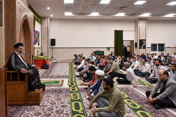 مراسم جشن میلاد پیامبر اسلام (ص) در ساختمان ثامن