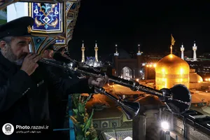 آیین نقاره&zwnj;نوازی شب میلاد امام رضا(علیه&zwnj;السلام) در حرم مطهر رضوی