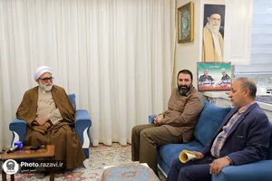 حضور تولیت آستان قدس رضوی در منزل سردار شهید نور علی شوشتری