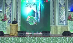 شادمانی زائران حرم مطهر رضوی در شام میلاد پیامبر رحمت