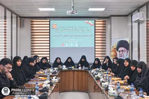 نشست علمی &laquo;ابعاد گفتمانی و تمدنی در تبیین و ترویج مکتب امام خامنه ای شهید (ره)&raquo;