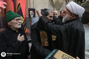 همایش پیرغلامان اهل بیت علیهم&zwnj;السلام در حرم مطهر رضوی