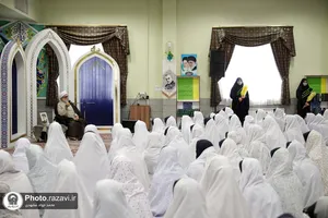 حضور تولیت آستان قدس رضوی در جمع دانش آموزان دبیرستان دخترانه امام رضا(علیه&zwnj;السلام)