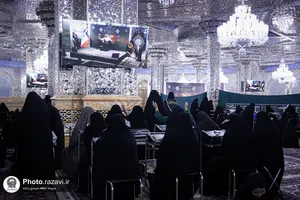 عزاداری زائران عرب&zwnj;زبان در حرم مطهر رضوی