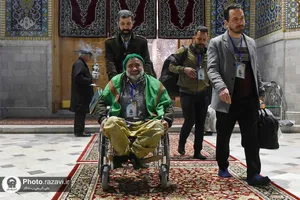 آغاز آیین معنوی اعتکاف در حرم مطهر رضوی