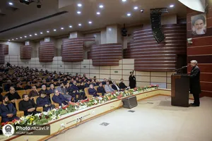 آیین اذن خدمت خادمان افتخاری دفاتر امانات حرم مطهر رضوی