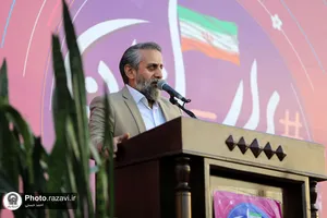 تجمع دختران انقلابی مشهد در عرصه میدان شهدا