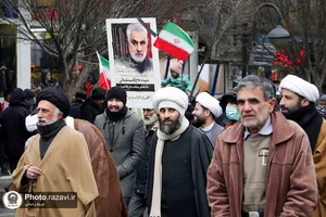 راهپیمایی پرشکوه 22 بهمن در مشهد-٢