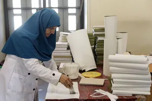 مرمت نسخ خطی آستان قدس رضوی